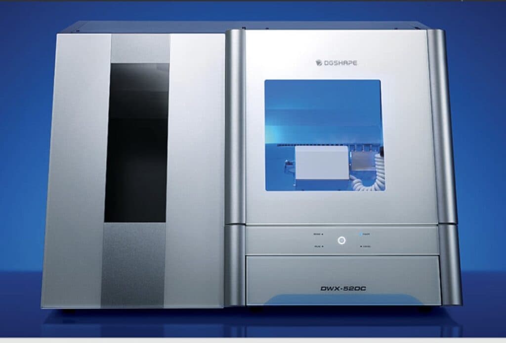 Roland DWX-52DCI milling machine